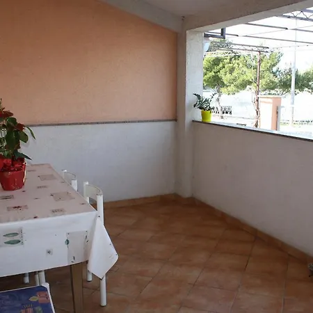 Mise Apartman
