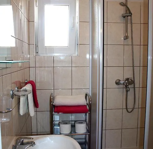 Mise アパート トロギール